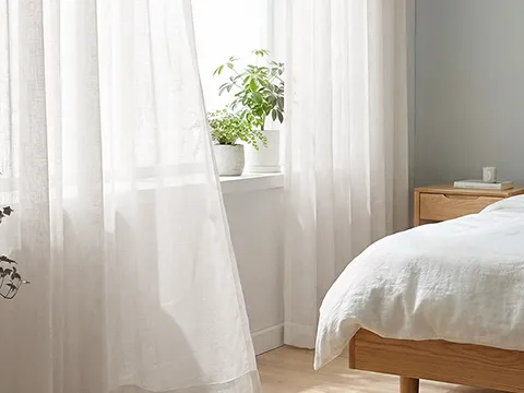 Natural, Airy Texture